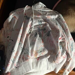 Scotch & soda set!!!
Hoodie, zip up sweater and olive courdoury bottom